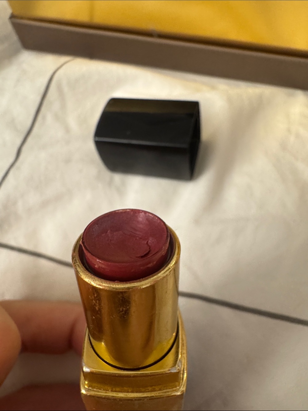 Chanel - Picture 2 of 2